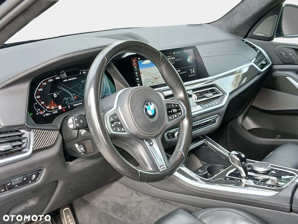 BMW X5 M50i - 15