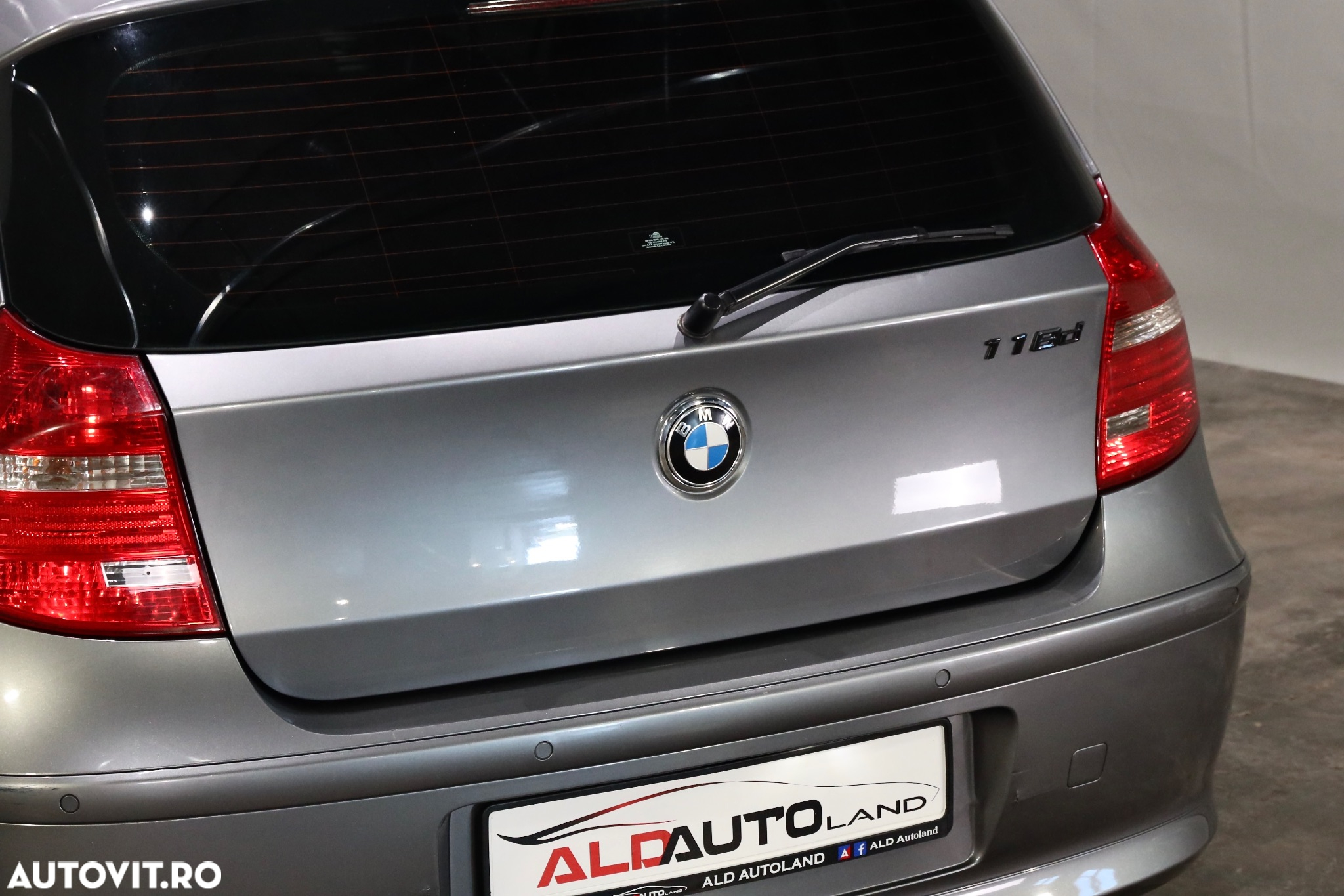 BMW Seria 1 118d - 28
