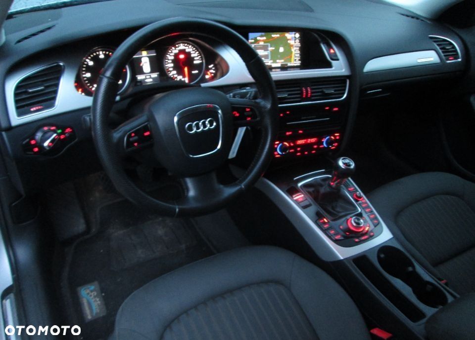 Audi A4 Avant 2.0 TDI DPF quattro - 2