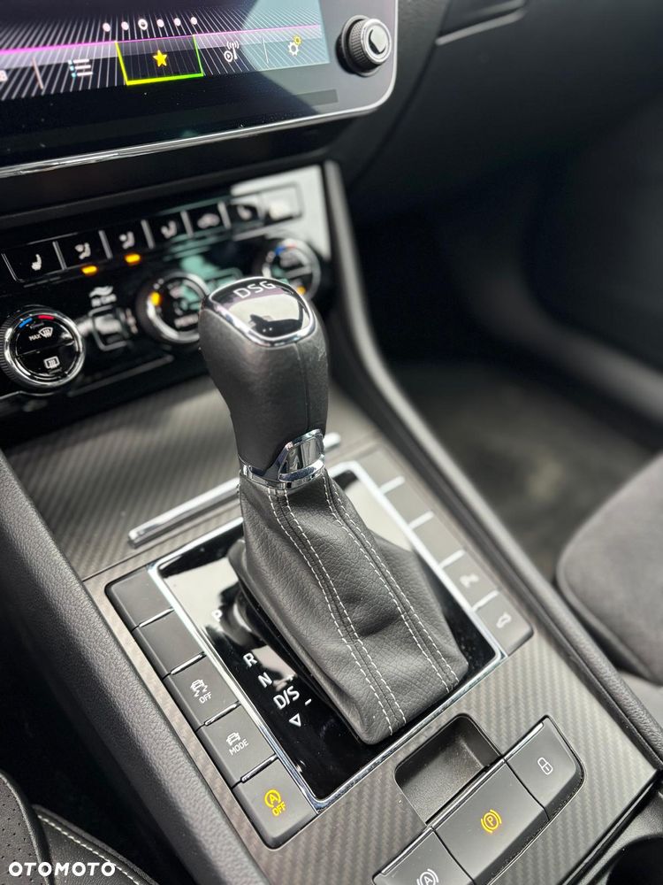 Skoda Superb 2.0 TSI Sportline DSG - 11