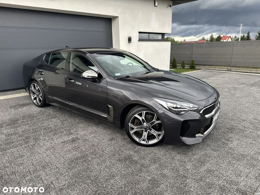Kia Stinger 2.0 T-GDI GT Line - 11