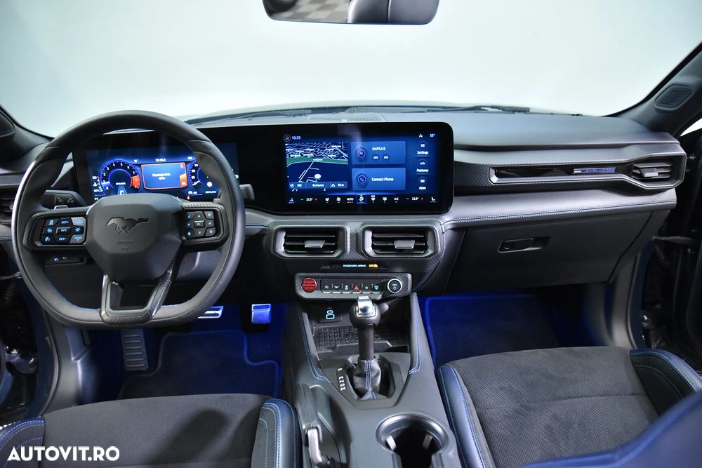 Ford Mustang - 9