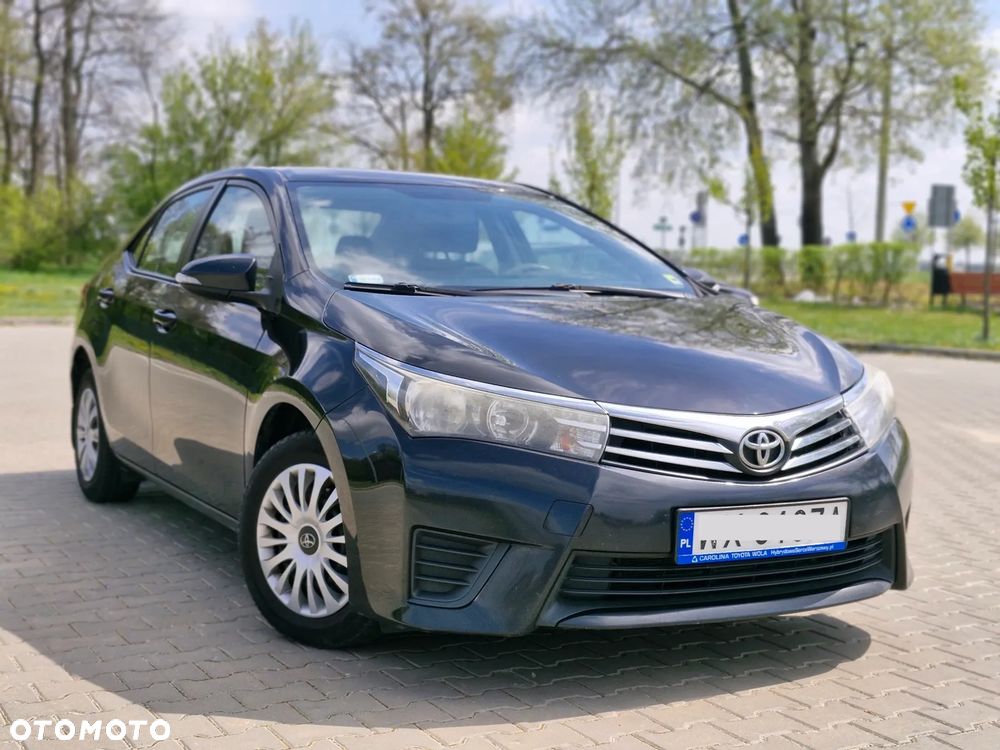 Toyota Corolla - 1