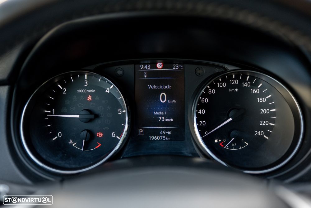 Nissan Qashqai 1.6 dCi Xtronic TEKNA - 11