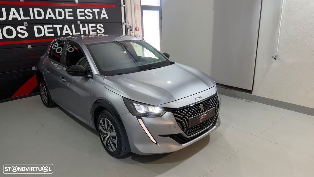 Peugeot e-208 E-Style - 5