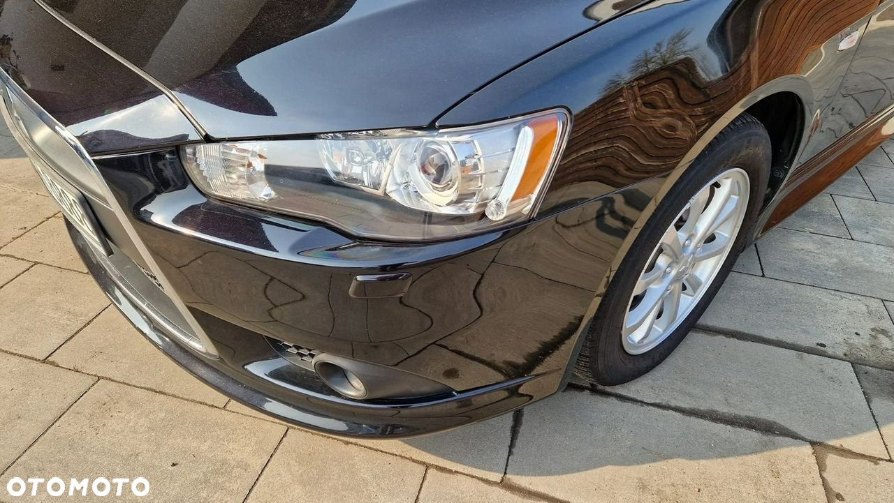 Mitsubishi Lancer - 8