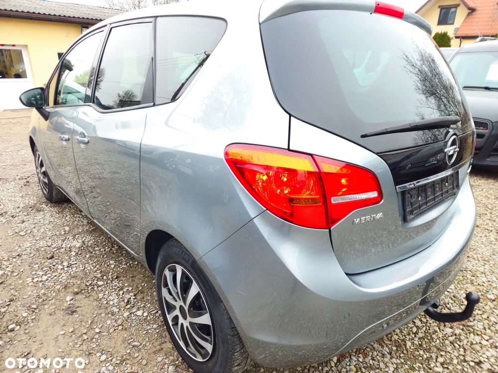Opel Meriva ver-1-4-design-edition - 34