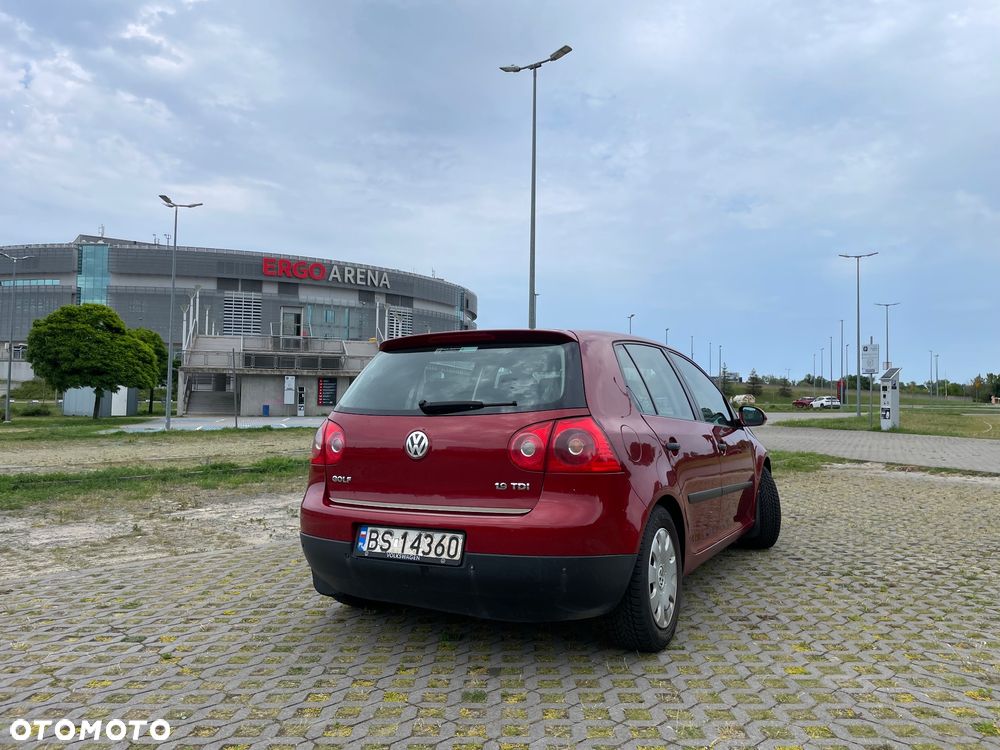Volkswagen Golf V 1.9 TDI Trendline - 4