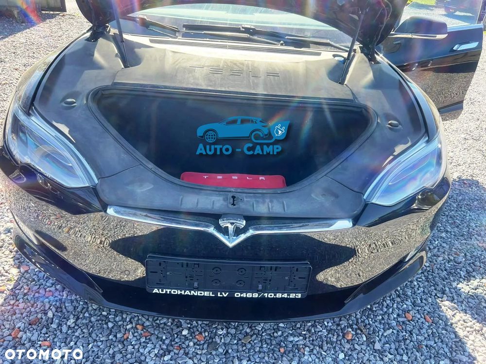 Tesla Model S 100D Allradantrieb Performance - 26