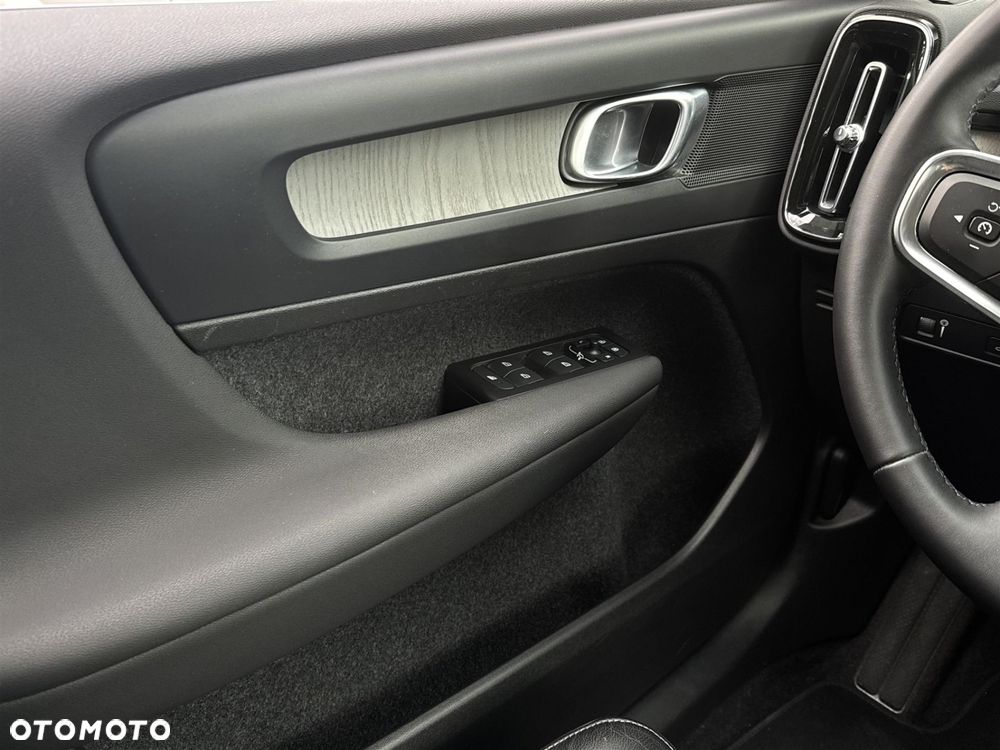 Volvo XC 40 - 19