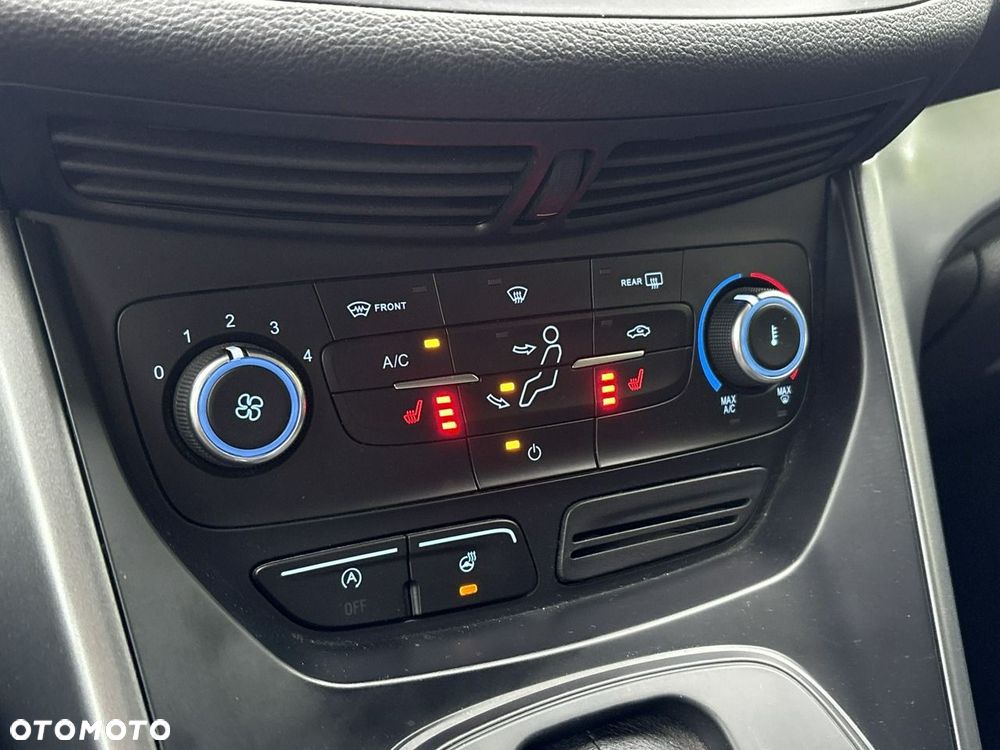 Ford Kuga 1.5 EcoBoost 2x4 Cool & Connect - 26