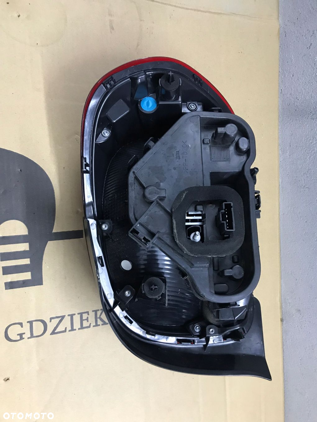 Citroen C3 lampa tylna lewa - 2