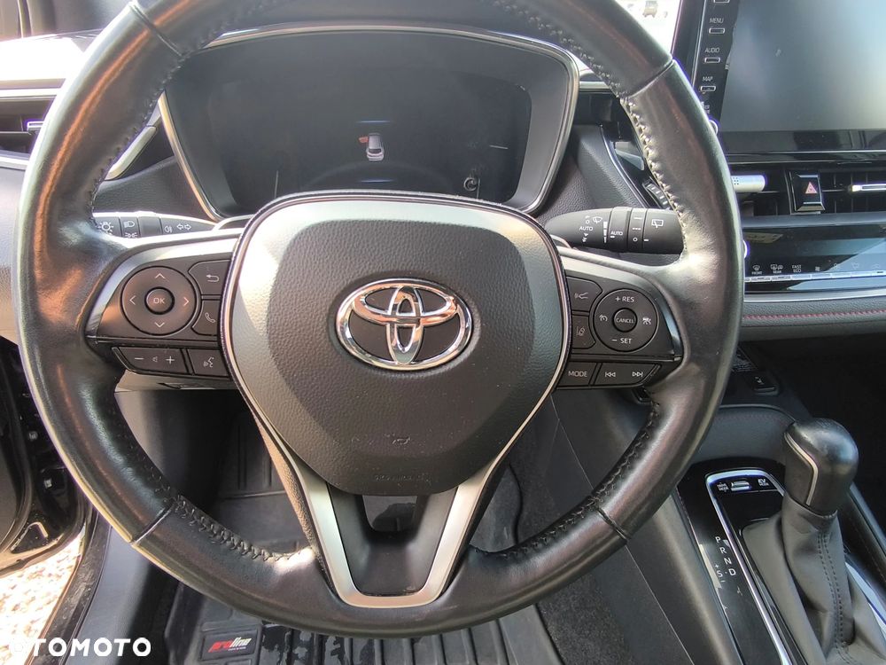 Toyota Corolla 2.0 Hybrid Executive - 19