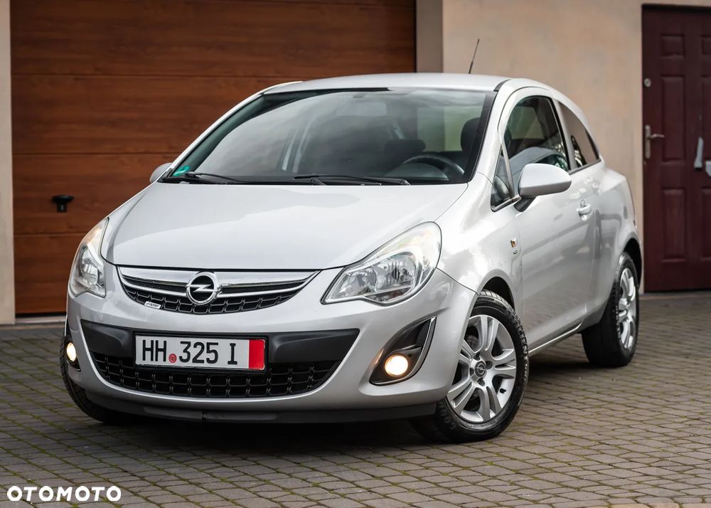 Opel Corsa 1.4 16V Selection 110 Jahre - 4