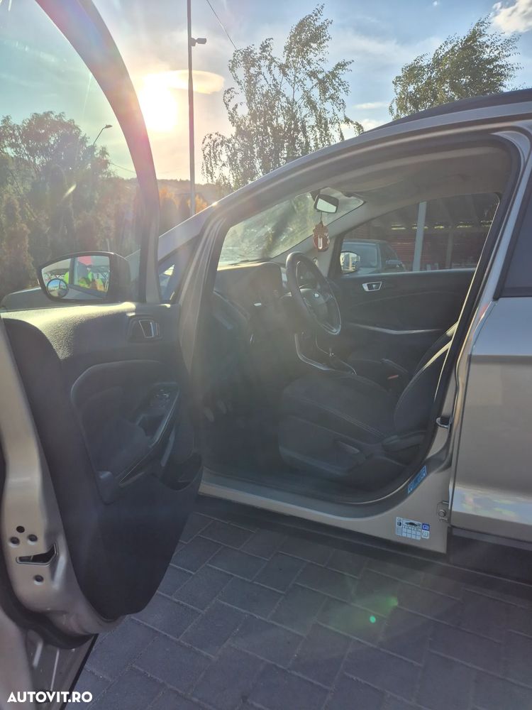 Ford EcoSport - 3