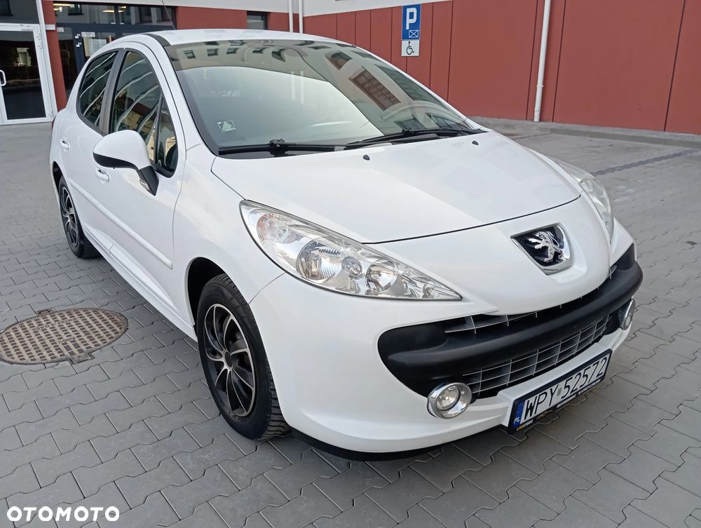 Peugeot 207 - 2