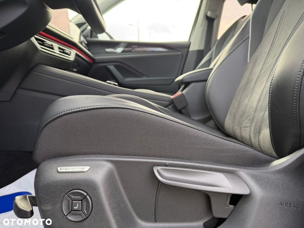 Volkswagen Tiguan 1.5 eTSI Elegance DSG - 12