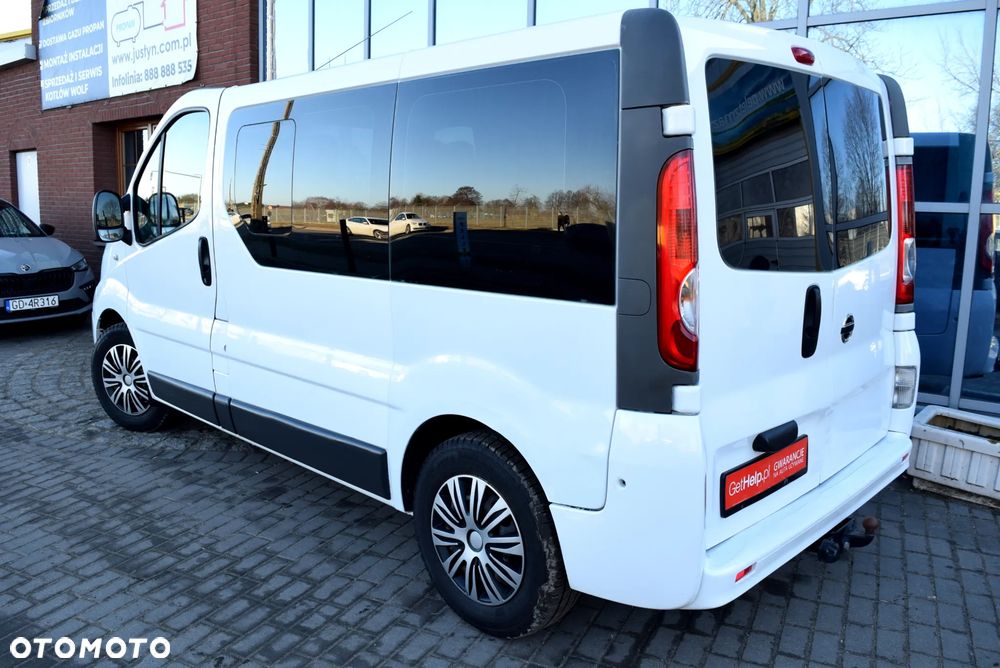 Opel Vivaro 2009 photo 4