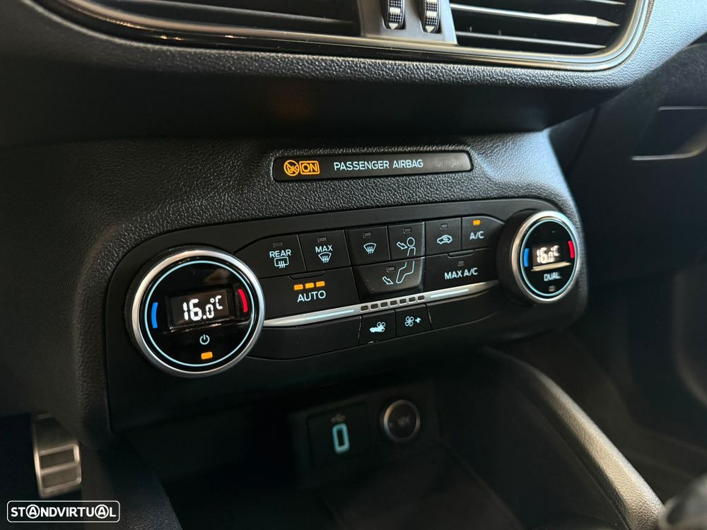 Ford Focus 1.0 EcoBoost ST-Line - 18