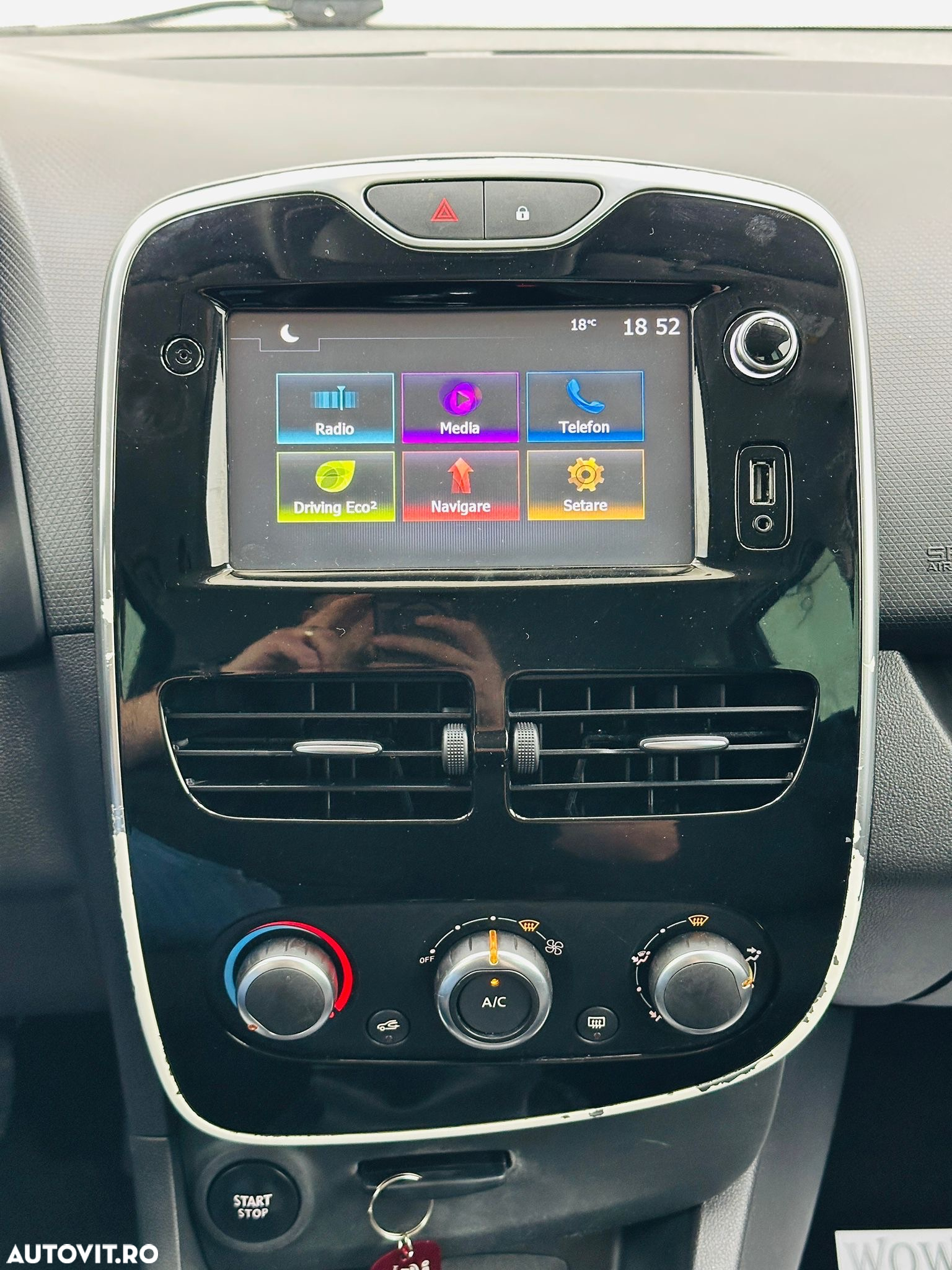 Renault Clio - 31