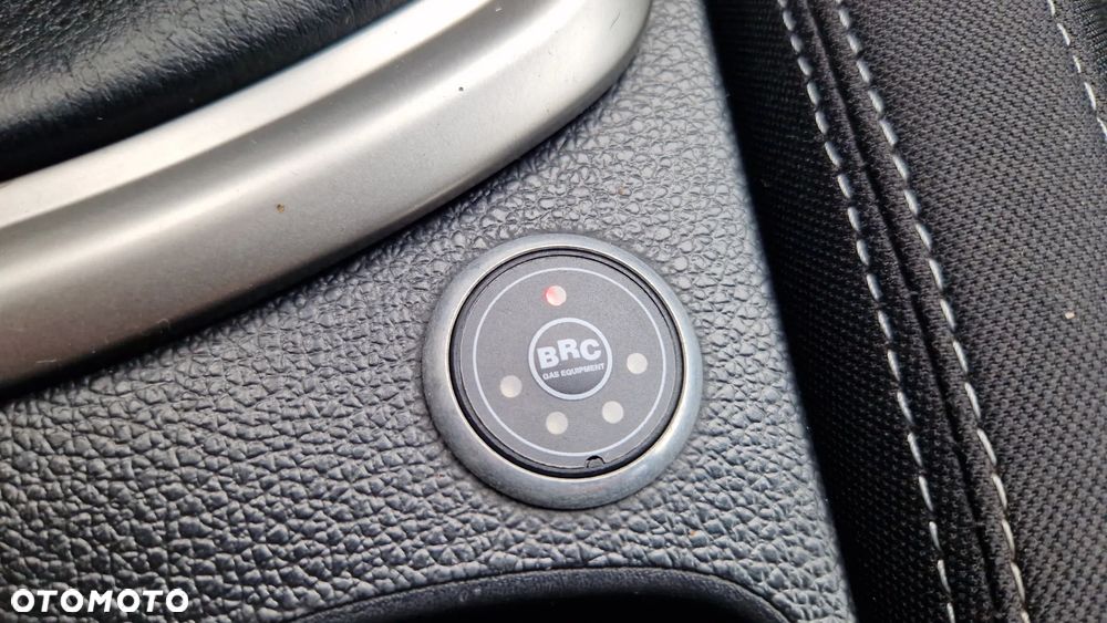 SsangYong/KGM Tivoli 1.6 Onyx - 22