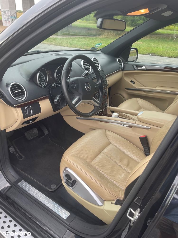 Mercedes-Benz GL 450 CDI - 16