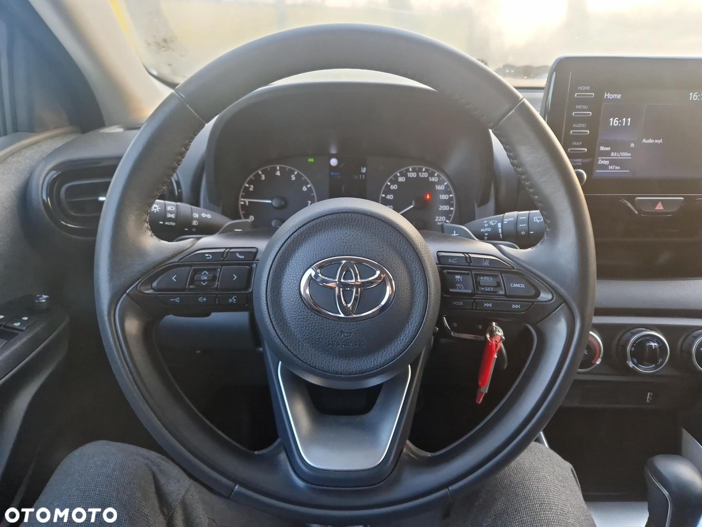 Toyota Yaris 1.5 Comfort CVT - 13