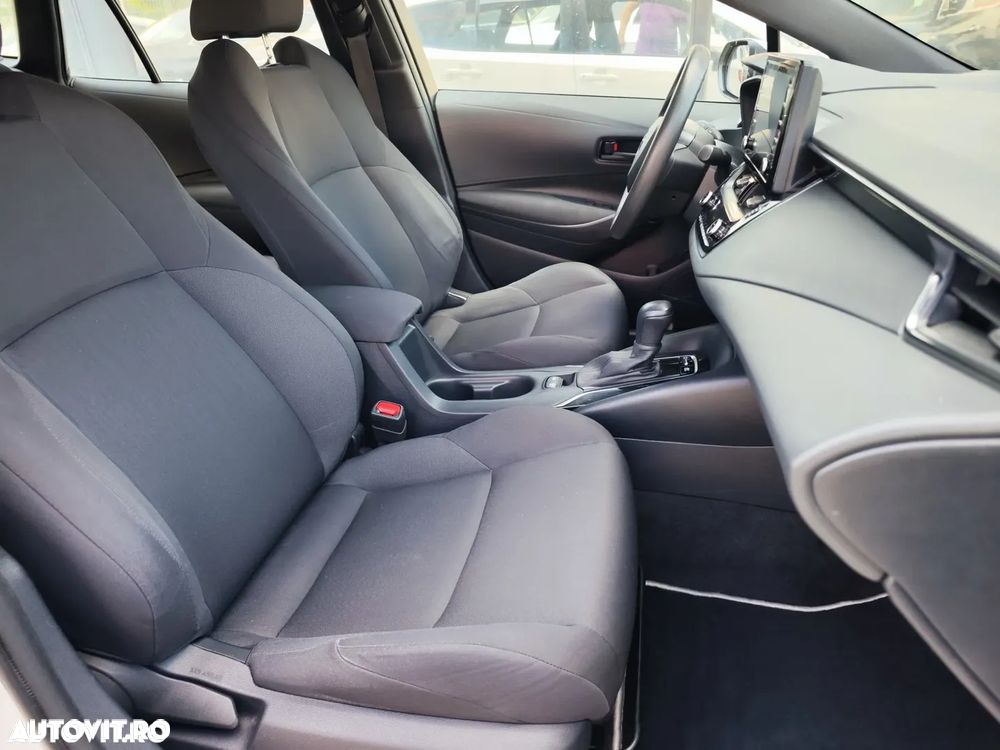 Toyota Corolla 1.8 HSD Business - 20