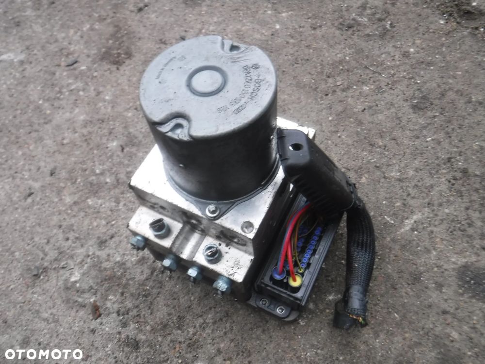 Bmw 5 F10 F11 pompa ABS  ECU 0265960447  6852811 6852808 - 1