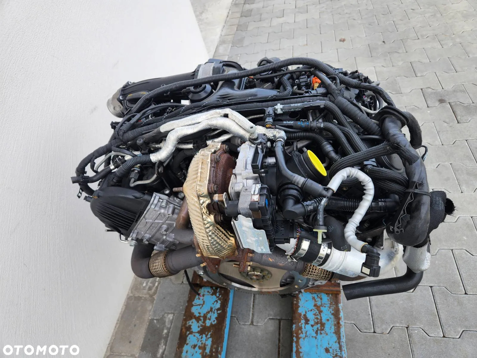VW TOUAREG 7P AUDI Q7  3.0 CRC SILNIK KOMPLETNY Z OSPRZETEM USZKODZONY - 4