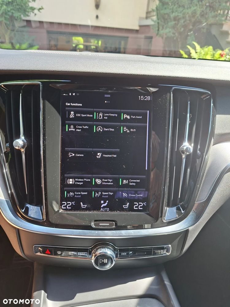 Volvo V60 B4 D Geartronic RDesign - 36