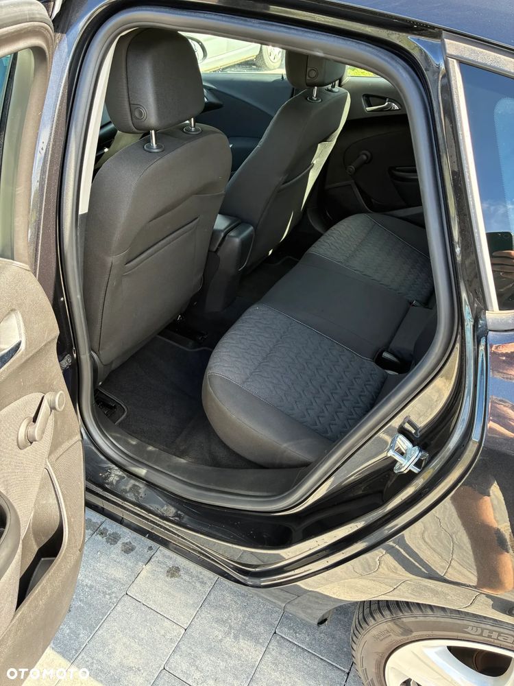 Opel Astra 1.4 Turbo - 12