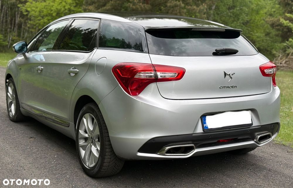 Citroën DS5 2.0 HDi Hybrid4 SoChic MCP - 4