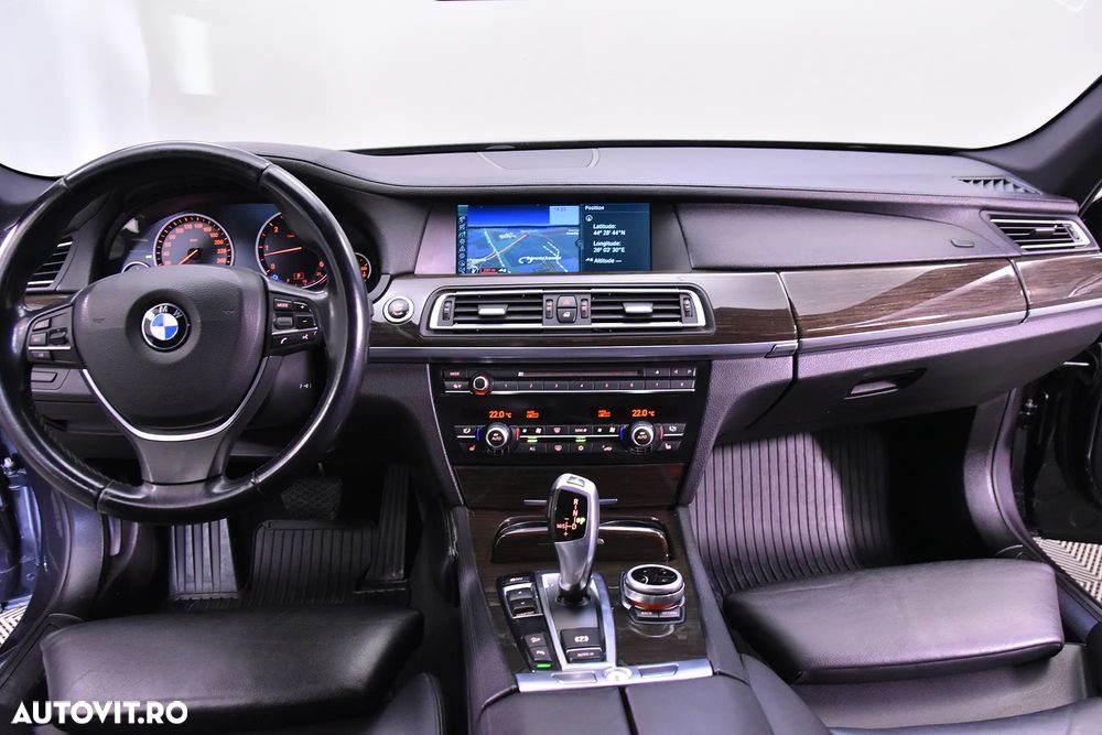 BMW Seria 7 - 10