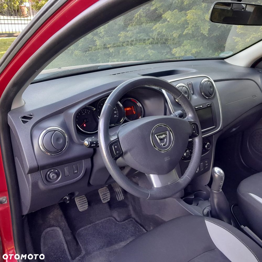 Dacia Sandero Stepway TCe 90 (S&S) Prestige - 8