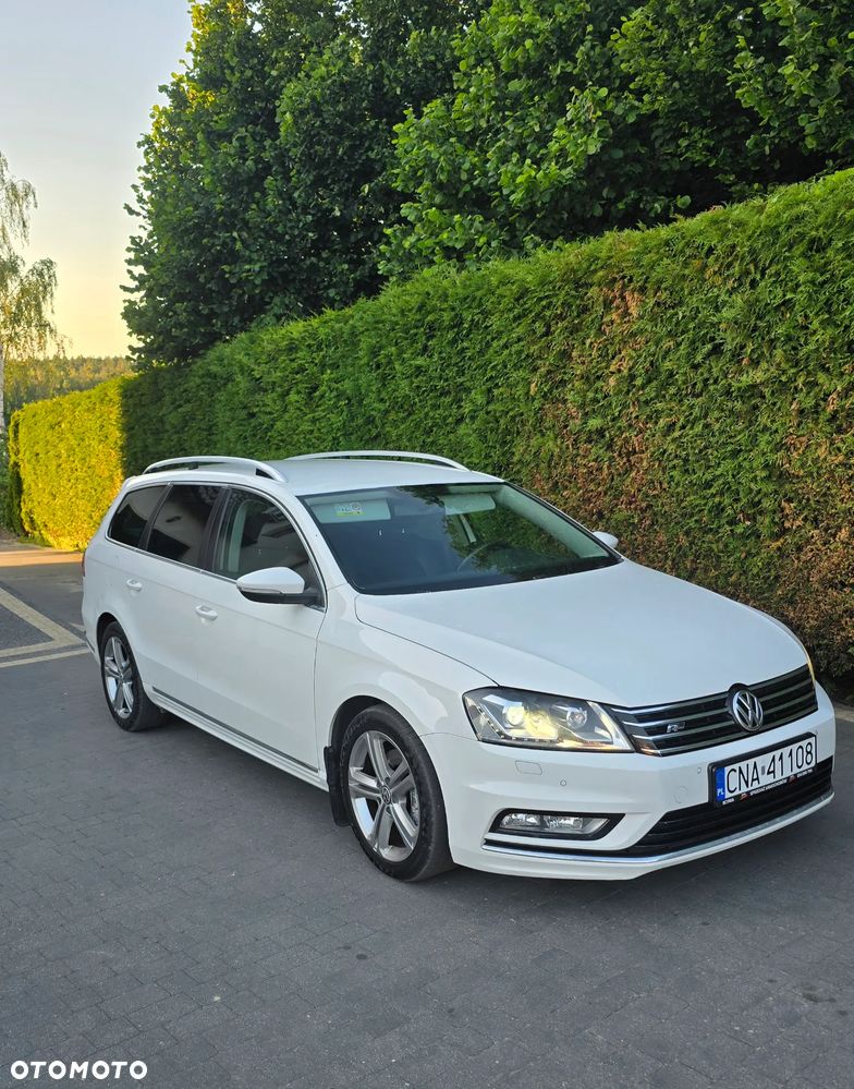 Volkswagen Passat 2.0 TDI 4Motion DSG BlueMotion Tech R-Line - 4