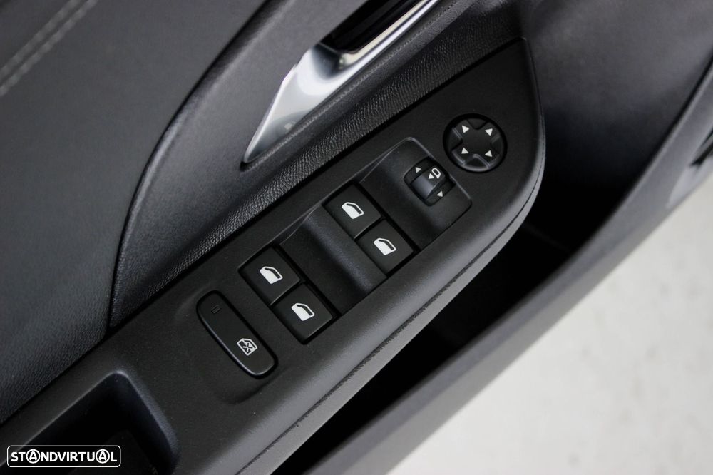 Opel Corsa 1.5 D Elegance - 12