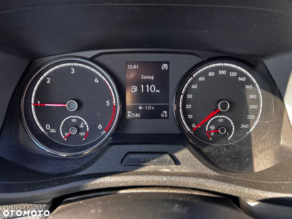 Volkswagen Transporter T6.1 zabudowa warsztatowa - 11