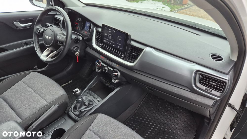 Kia Stonic 1.2 L - 8