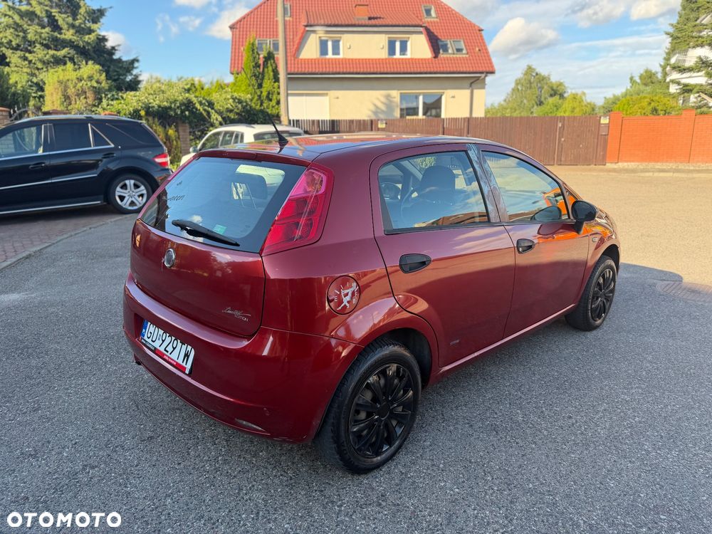 Fiat Punto 1.2 16V Dynamic - 4