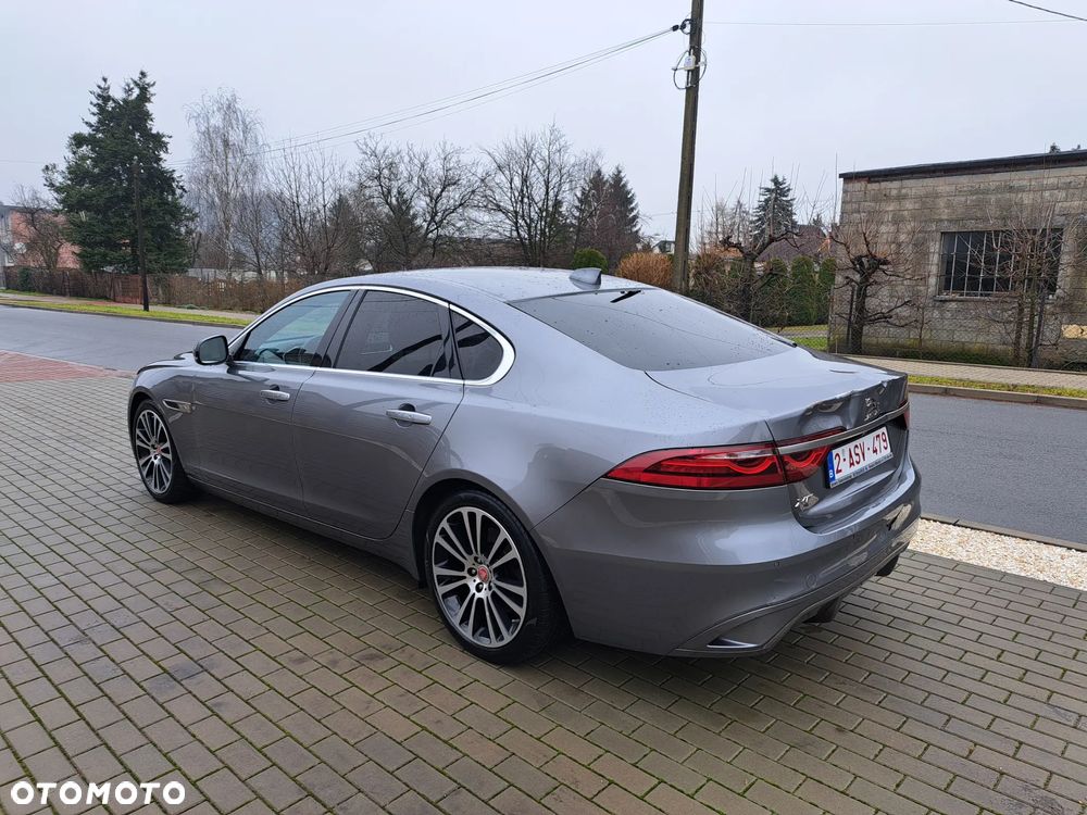 Jaguar XF D200 R-Dynamic HSE - 5