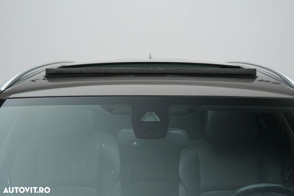 BMW Seria 5 525d Aut. Luxury Line - 26