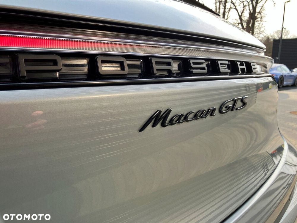 Porsche Macan - 16