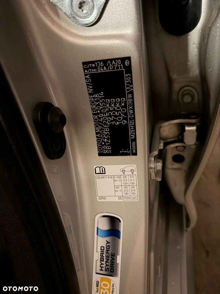 Toyota Corolla - 21