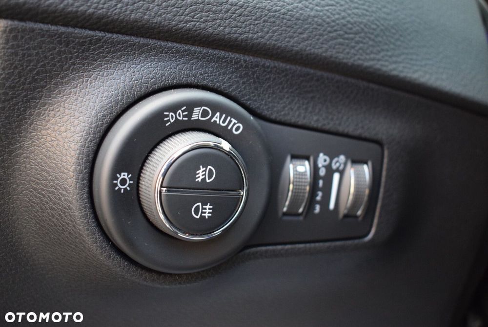 Jeep Compass 1.3 TMair Night Eagle FWD S&S - 25