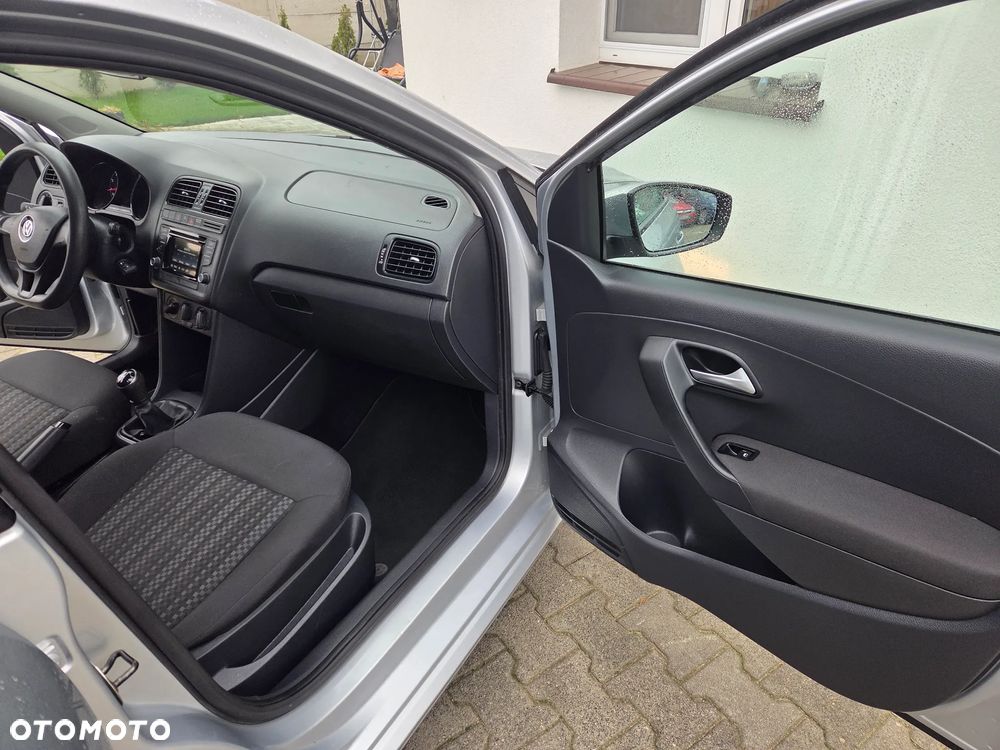 Volkswagen Polo 1.0 (Blue Motion Technology) Comfortline - 20