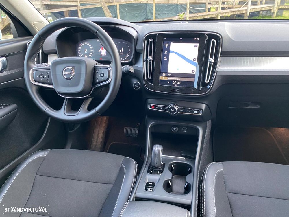 Volvo XC 40 1.5 T5 PHEV Momentum Plus - 16