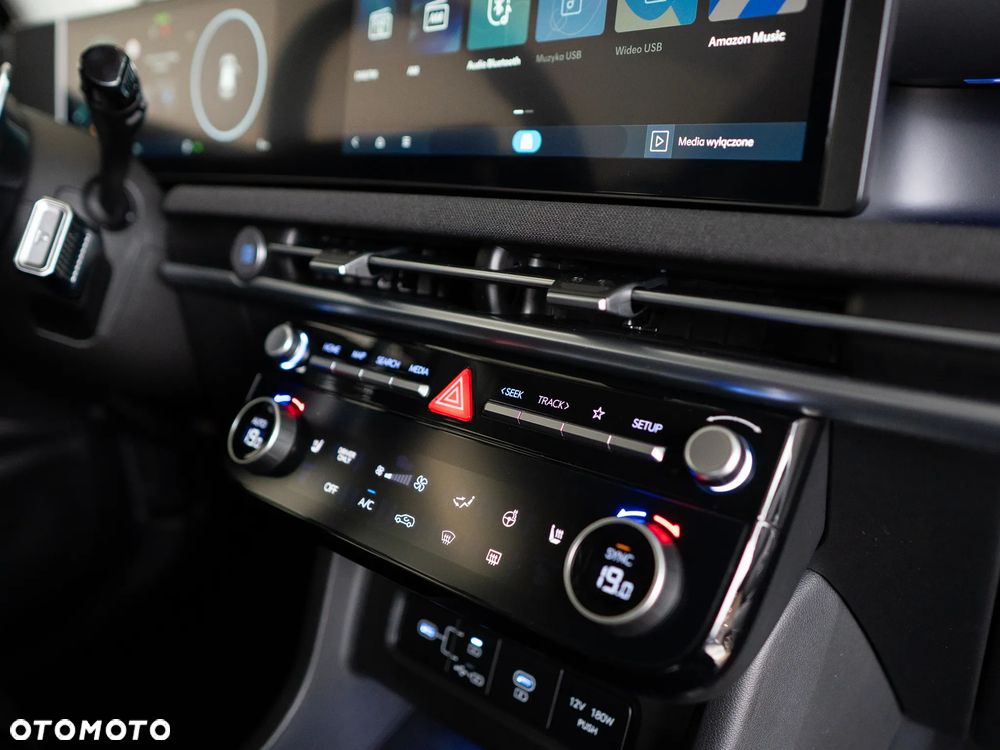 Hyundai Tucson 1.6 T-GDi HEV Executive 2WD - 32