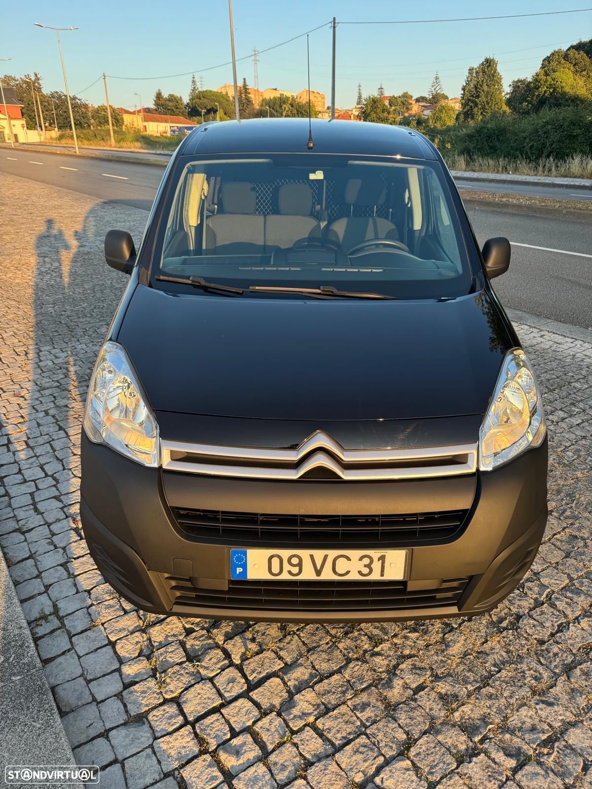 Citroën Berlingo 1.6 BlueHDI L1 3L 100cv IVA DEDUTÍVEL - 1