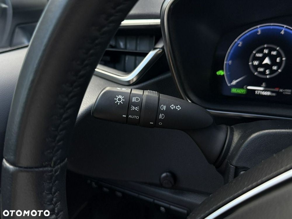 Toyota Corolla 1.8 Hybrid Comfort - 17